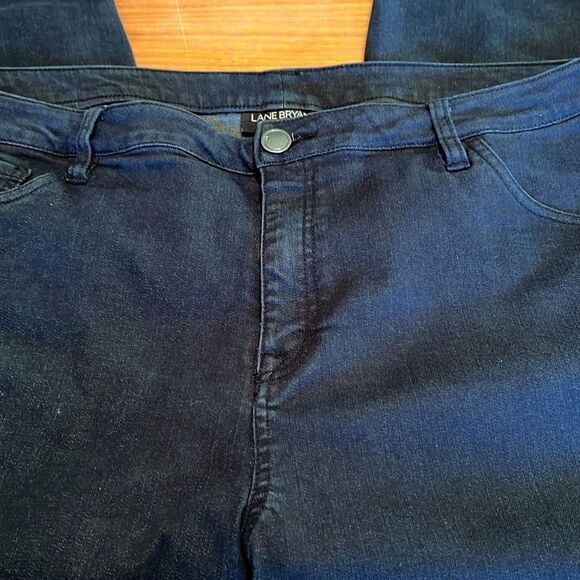 Lane Bryant Jeans in Black 26 - Picture 3 of 10